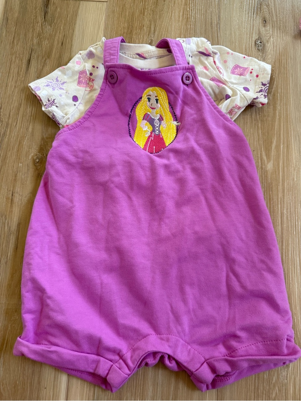 BoxLunch Tangled Outfit